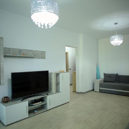 Isabelle Apartament Alezzi Beach Resort Mamaia Nord Navodari Ngoại thất bức ảnh