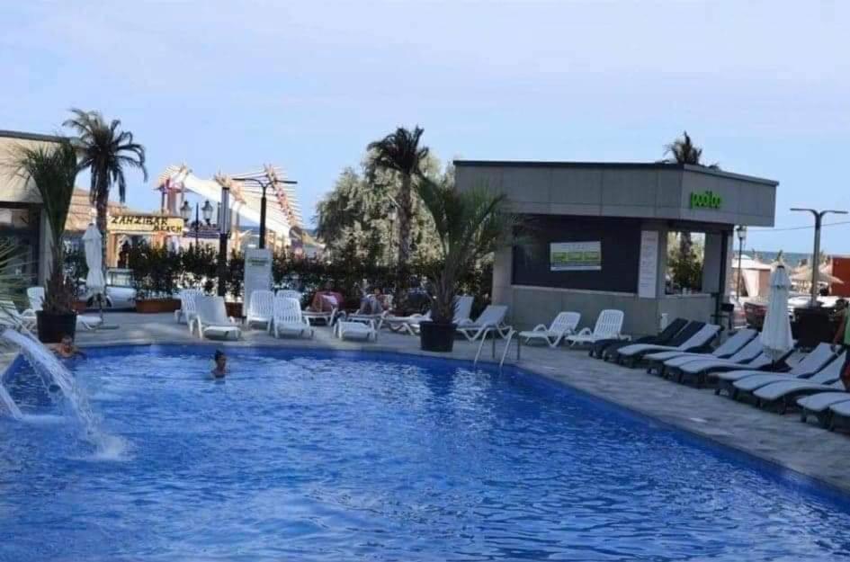 Isabelle Apartament Alezzi Beach Resort Mamaia Nord Navodari Ngoại thất bức ảnh